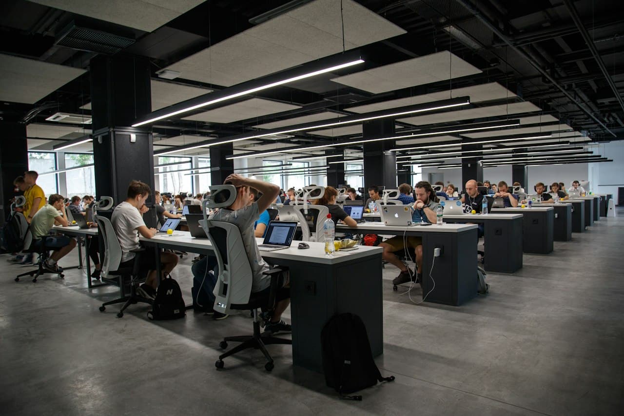 Comisión Nacional de Energía acelera el análisis de más de 500 proyectos en el sector de hidrocarburos